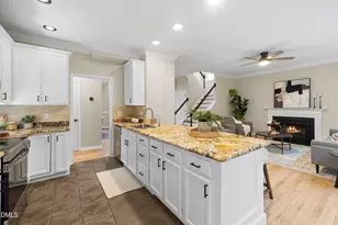 711 Midsummer Ln, Apex, NC 27502 - Photo 9