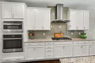 611 Vine Pond Ct, Apex, NC 27523 - Photo 9