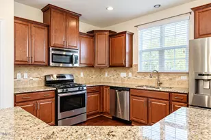 4956 Highcroft Dr, Cary, NC 27519 - Photo 7