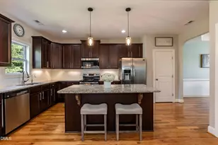 2924 Plantation Glen Dr, Zebulon, NC 27597 - Photo 9