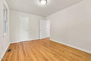404 Longleaf Dr, Chapel Hill, NC 27517 - Photo 13