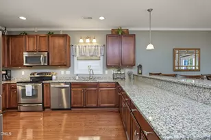 417 Field Glow Ln, Apex, NC 27539 - Photo 11