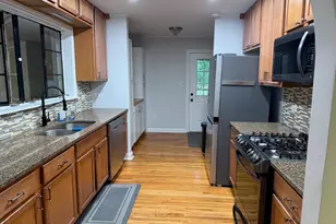 401 Barclay Rd, Chapel Hill, NC 27516 - Photo 3