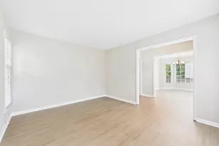 12224 Jarden Ct, Raleigh, NC 27613 - Photo 15