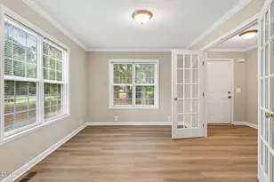 129 Wilshire Ln, Four Oaks, NC 27524 - Photo 11