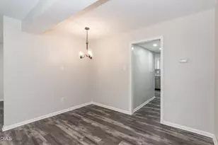 709 E E Millbrook Rd, Raleigh, NC 27609 - Photo 13