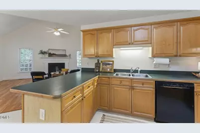 109 Bottle Neck Trail, Holly Springs, NC 27540 - Photo 25