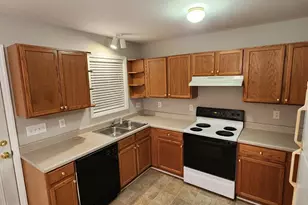 134 W Oak Ave, Wake Forest, NC 27587 - Photo 9