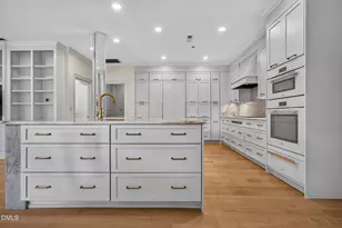 2801 Glenwood Gardens Ln, Raleigh, NC 27608 - Photo 31
