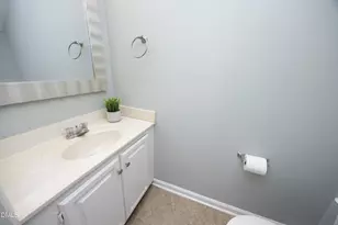 148 Greenmont Ln, Cary, NC 27511 - Photo 15