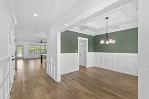 105 Hampshire Ct, Four Oaks, NC 27524 - Photo 7