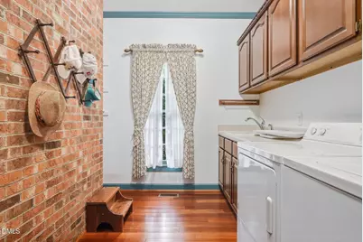 704 Bowden Road, Chapel Hill, NC 27516 - Photo 47