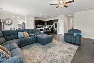 324 Manning Dr, Sanford, NC 27332 - Photo 5