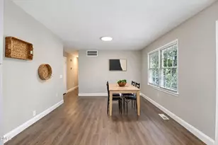 304 Northclift Dr, Raleigh, NC 27609 - Photo 17