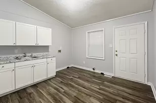 228 Crozier St, Henderson, NC 27536 - Photo 25