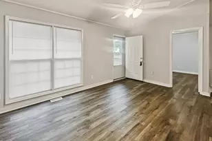 228 Crozier St, Henderson, NC 27536 - Photo 7