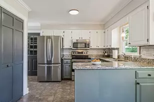 513 Richmond Dr, Sanford, NC 27330 - Photo 3