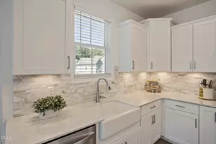 806 Thomas Falls Ct, Fuquay Varina, NC 27526 - Photo 23