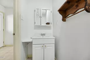 8307 Bromley Rd, Hillsborough, NC 27278 - Photo 27