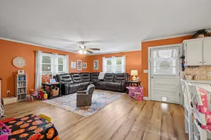 10648 Cherry Grove Rd, Reidsville, NC 27320 - Photo 9