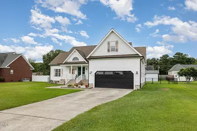 305 Maddux Drive, Pikeville, NC 27863 - Photo 3