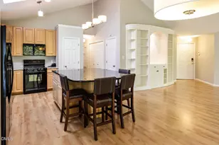 313 Glen Echo N Ln, Cary, NC 27518 - Photo 5