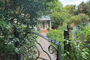 108 Jones St, Chapel Hill, NC 27514 - Photo 1