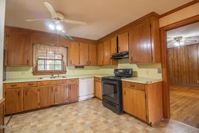 109 Bayridge Court, Rocky Mount, NC 27803 - Photo 9