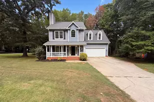 614 Lafayette Dr, Hillsborough, NC 27278 - Photo 1
