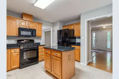 104 Ayelsford Drive, Cary, NC 27518 - Photo 19