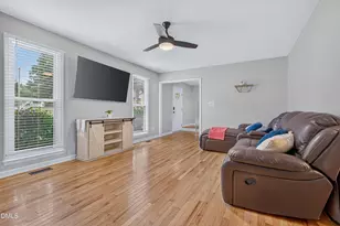908 Clifford Dr, Durham, NC 27704 - Photo 7