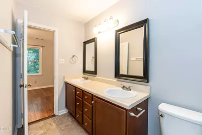 110 Cimmaron Court, Cary, NC 27511 - Photo 7