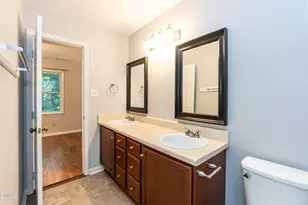110 Cimmaron Ct, Cary, NC 27511 - Photo 7