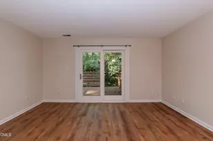 110 Cimmaron Ct, Cary, NC 27511 - Photo 25