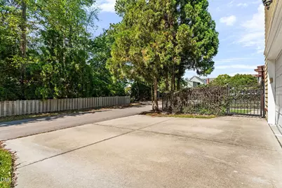 517 Commons Walk Circle, Cary, NC 27519 - Photo 57