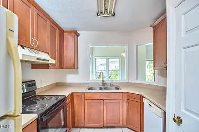 9 Hickory Wood Square, Durham, NC 27713 - Photo 11