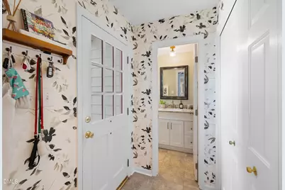 4401 Densmore Place, Raleigh, NC 27612 - Photo 21