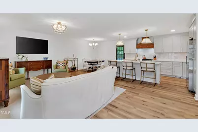 5905 Tafton Court, Raleigh, NC 27609 - Photo 7
