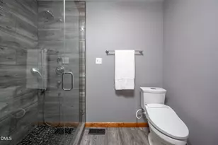 1020 Burning Tree Dr, Chapel Hill, NC 27517 - Photo 5