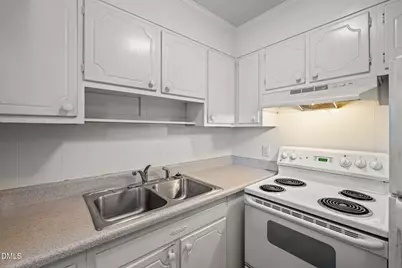 124 Fidelity Street #Apt 15, Carrboro, NC 27510 - Photo 11
