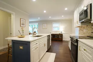 106 Abbey Ln, Cary, NC 27511 - Photo 11