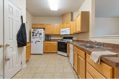 4414 Pottery Lane, Raleigh, NC 27616 - Photo 7