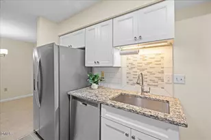 1301 Hillbrow Ln, Raleigh, NC 27615 - Photo 3