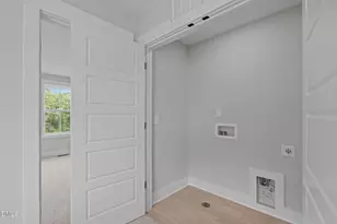 1011 Blackthorn Ln, Durham, NC 27703 - Photo 31