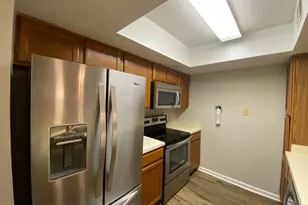 109 Killam Ct, Cary, NC 27513 - Photo 7