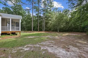 359 Log Cabin Ct, Selma, NC 27576 - Photo 11
