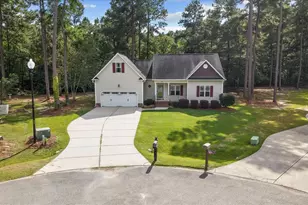 359 Log Cabin Ct, Selma, NC 27576 - Photo 17
