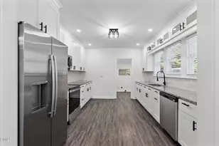 610 S Wakefield St, Zebulon, NC 27597 - Photo 23