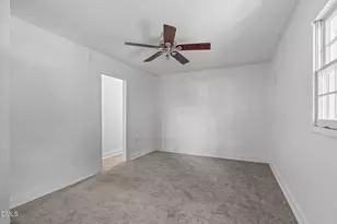 600 Churchill Dr, Chapel Hill, NC 27517 - Photo 53