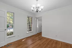 600 Churchill Dr, Chapel Hill, NC 27517 - Photo 9